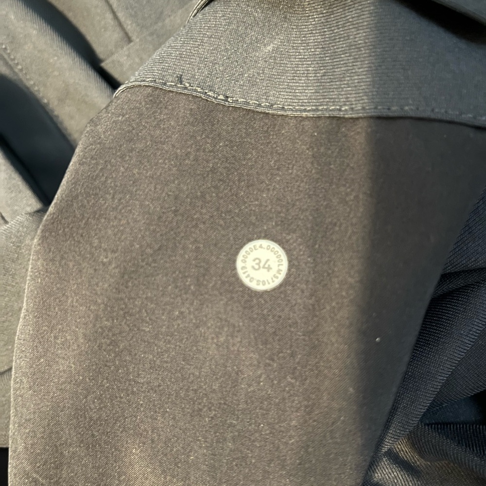 Lululemon ABC Pants - Picture 5 of 7